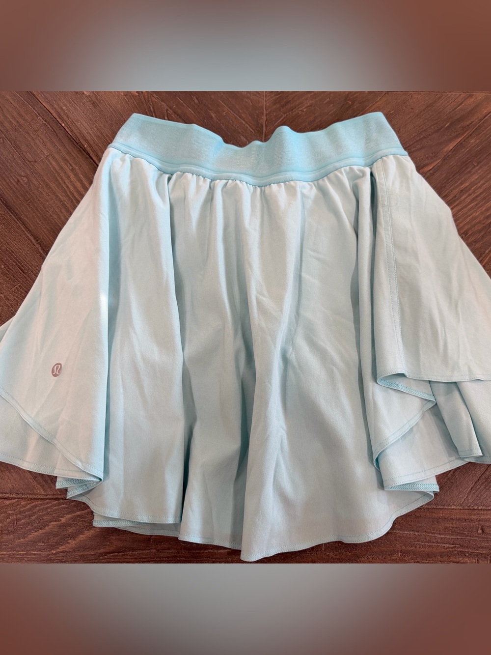 Lululemon Tired Skirt Built in Shorts with pockets. Size 6